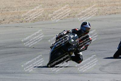 media/Mar-12-2022-SoCal Trackdays (Sat) [[152081554b]]/Turn 10 (130pm)/